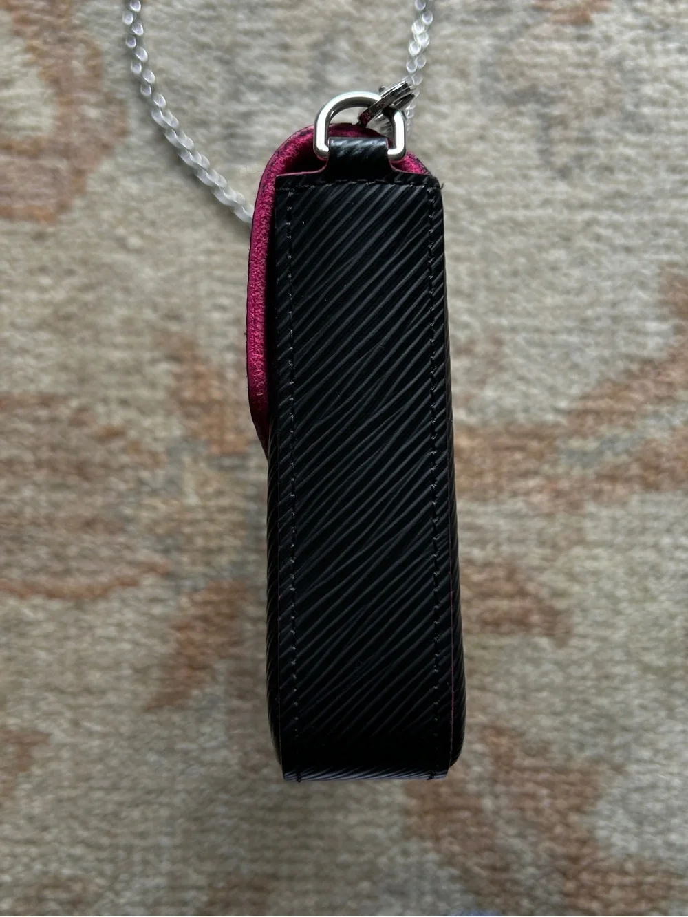 Black Louis Vuitton Shoulder Bag with Hot Pink Interior Card Cash Pouch Inserts - Picture 9 of 16
